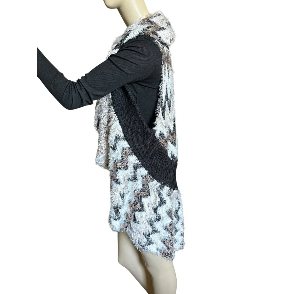 NWT Liquid By Sioni Sweater Vest 2X Eyelash Soft Shawl Collar Boho Cardigan Soft